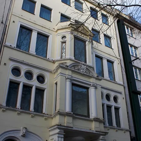 Mooncity & Boardinghouse * 杜塞尔多夫