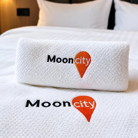 Mooncity Hotel&boardinghouse Hotel