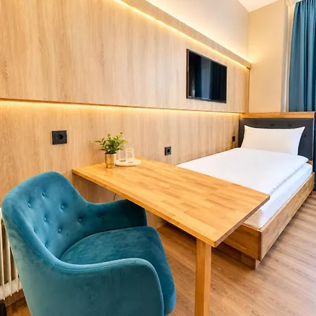 Hotel Mooncity Hotel&boardinghouse *