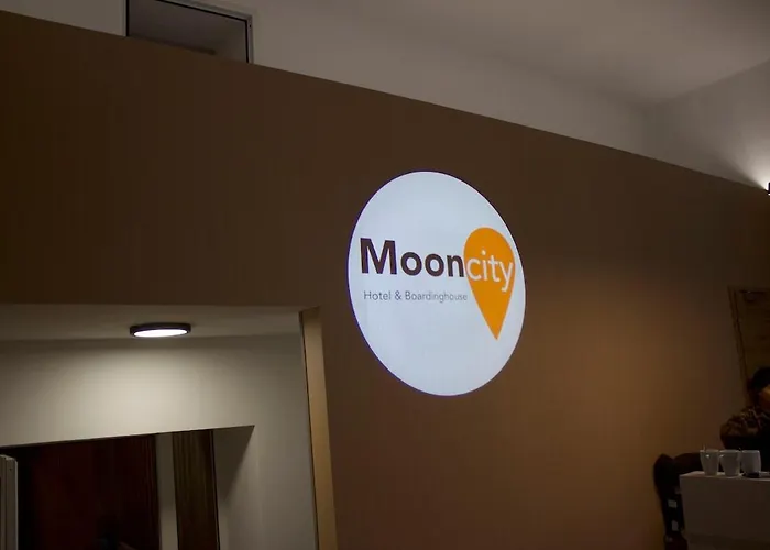 Mooncity & Boardinghouse Dusseldorf